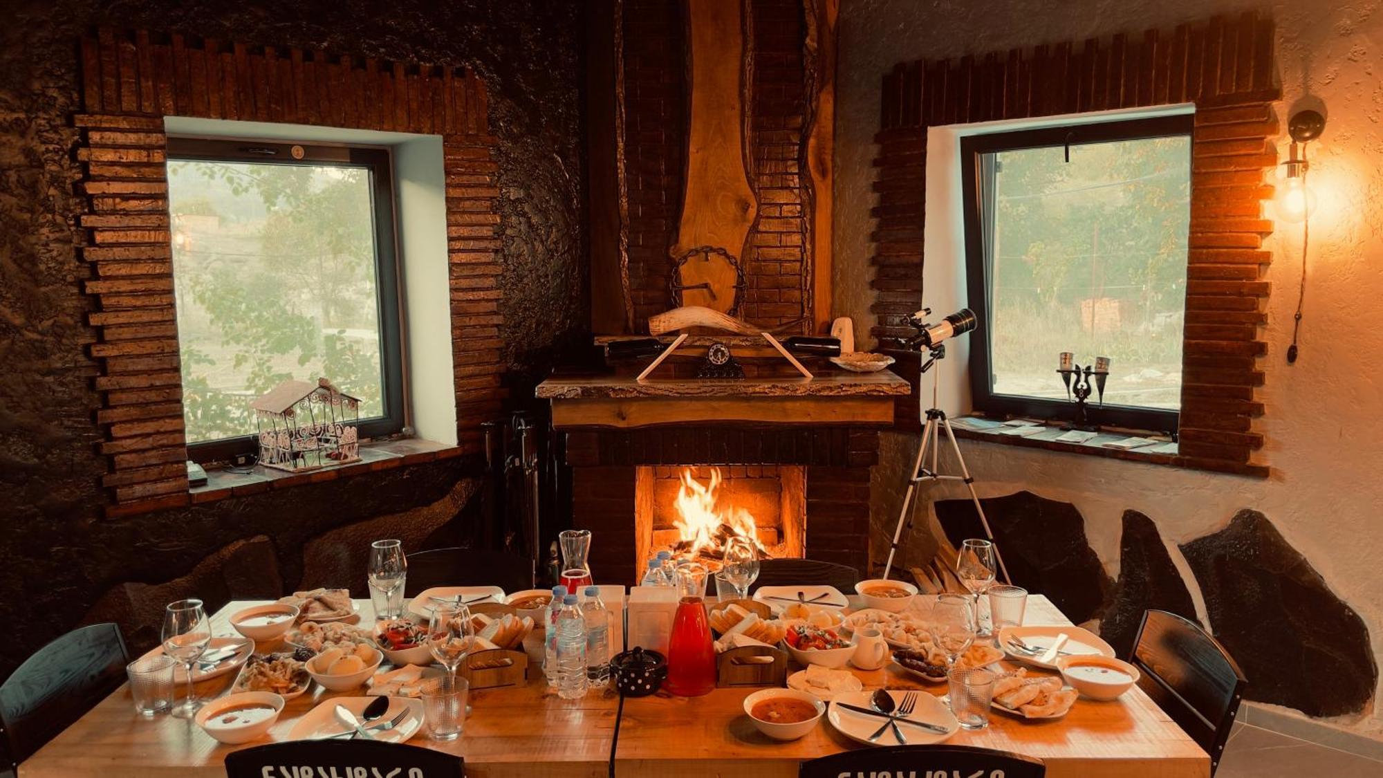 Hotel Hobbiton Near Vardzia Caves T'mogvi Luaran gambar