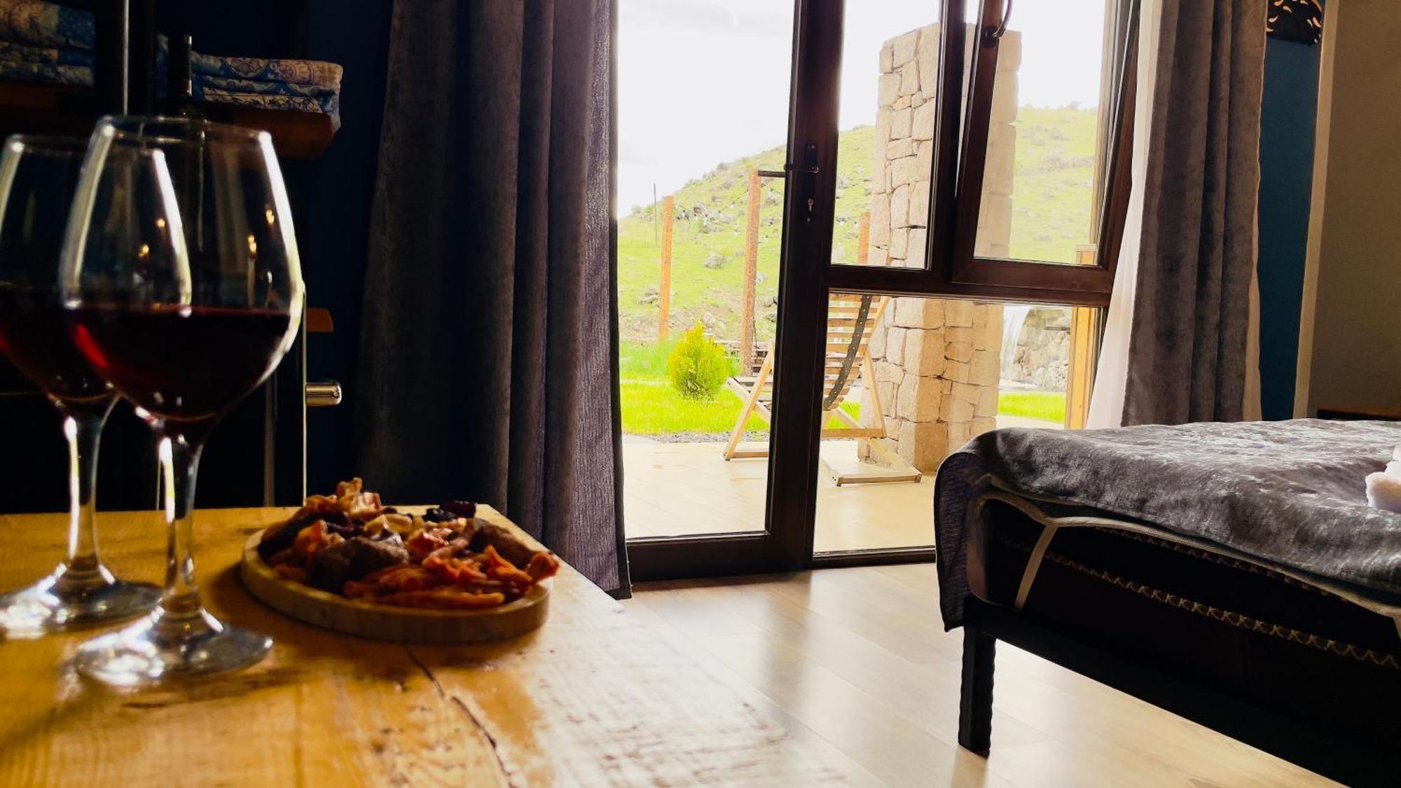 Hotel Hobbiton Near Vardzia Caves T'mogvi Luaran gambar